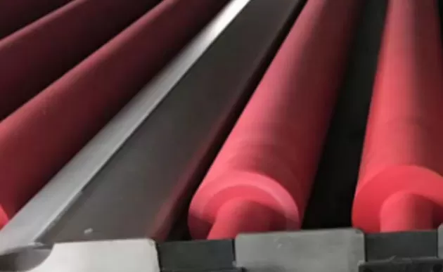 Seção de lavagem e secagem da máquina de lavar de vidro