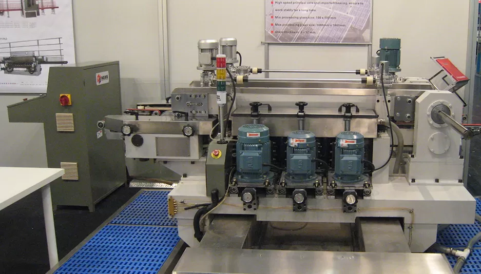 Processamento de vidro eletrocrômico e fotocrômico