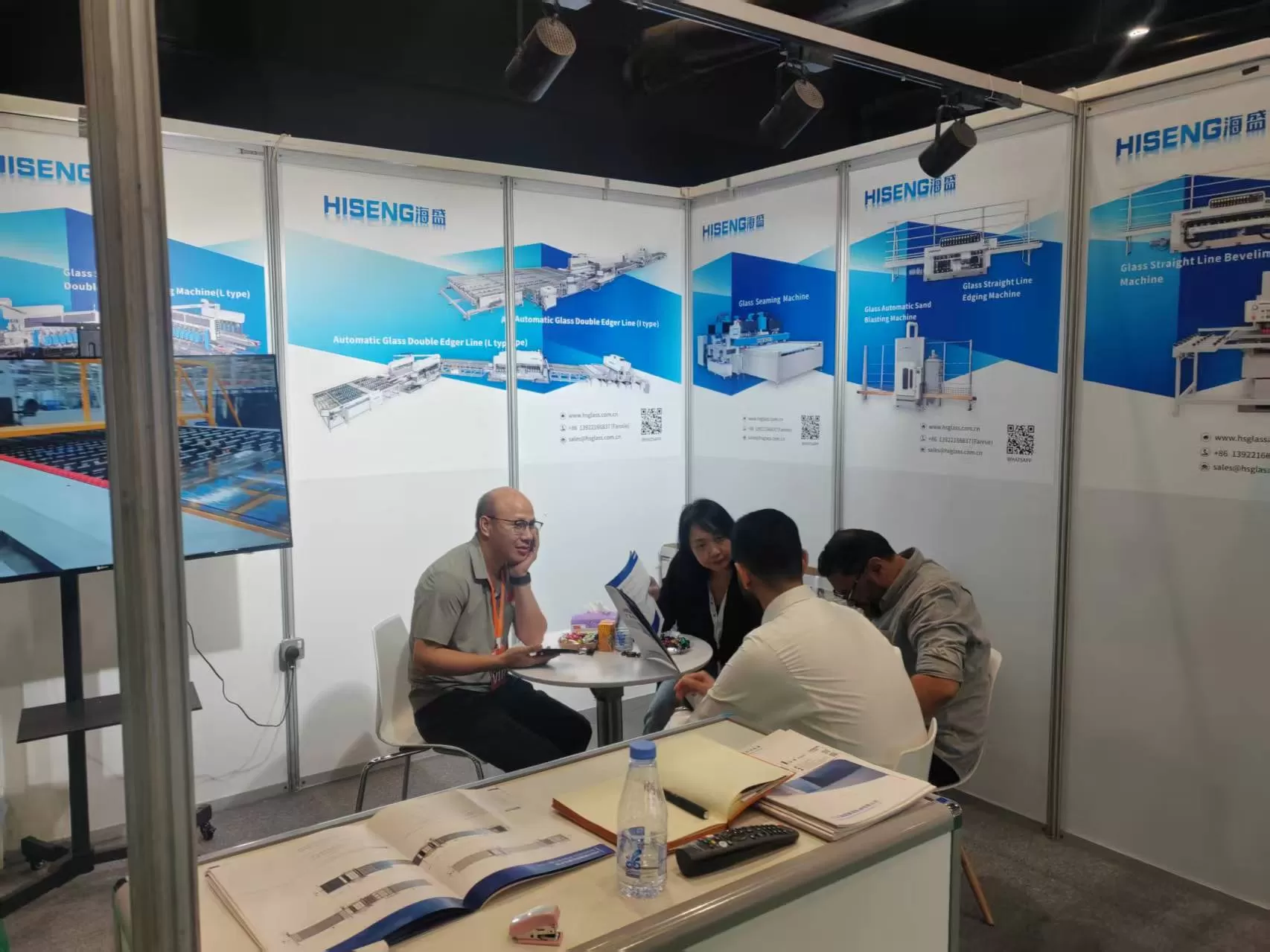 the-6th-international-exhibition-1.jpg the-6th-international-exhibition-1.jpg